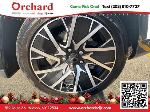 Used 2025 Jeep Wagoneer S Limited image 12