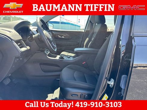 Used 2024 GMC Terrain SLE w/ Driver Convenience Package AWD/4WD image 17