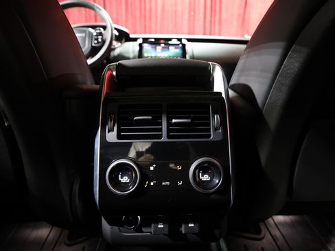 Used 2019 Land Rover Range Rover Sport HST image 15