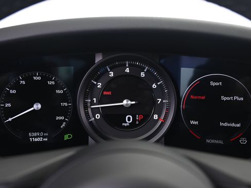 Certified 2023 Porsche 911 Carrera S RWD image 34