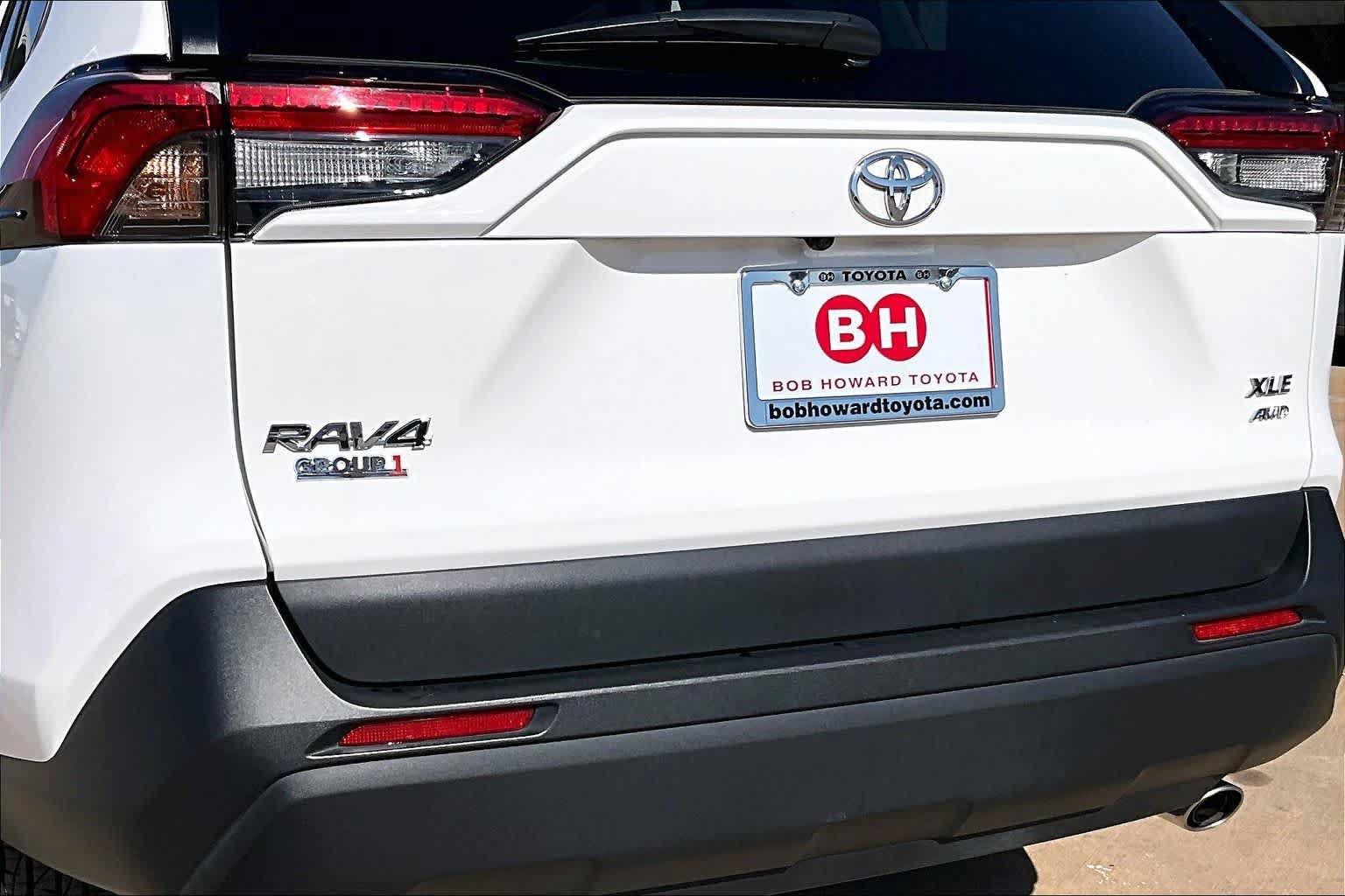 Used 2025 Toyota RAV4 XLE AWD/4WD image 29