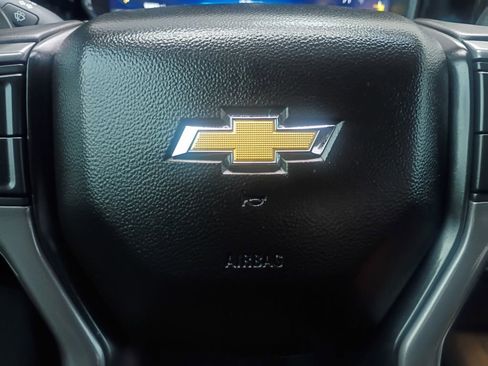 Used 2023 Chevrolet Silverado 1500 High Country w/ Technology Package image 5