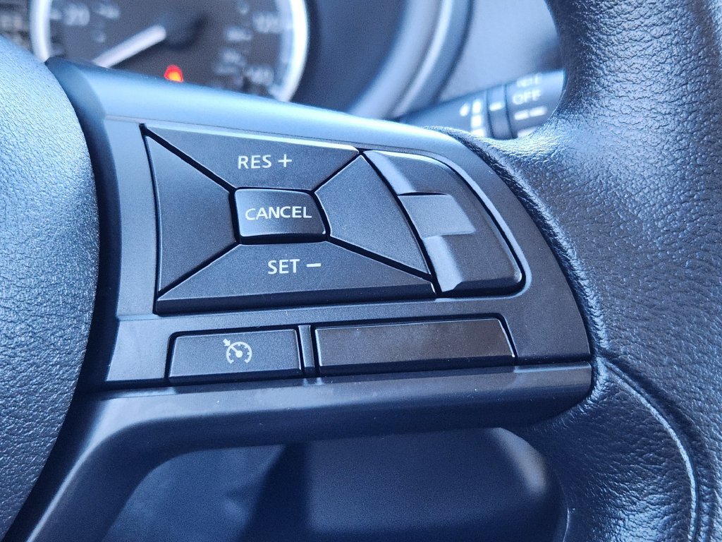 Certified 2025 Nissan Kicks Play S FWD image 22