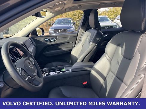 Certified 2025 Volvo XC60 B5 Core image 14