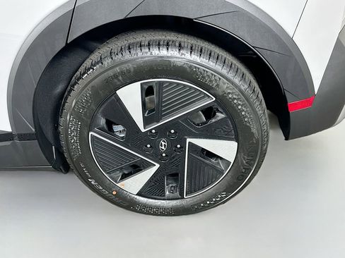 New 2026 Hyundai Ioniq 5 SEL image 23