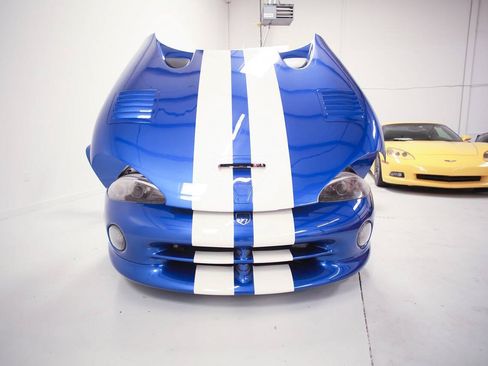 Used 1996 Dodge Viper GTS RWD image 21