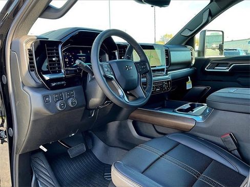 New 2026 Chevrolet Silverado 2500 High Country w/ Midnight Edition image 8