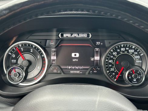 Used 2020 RAM 3500 Laramie image 29