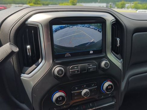 Used 2021 Chevrolet Silverado 1500 LT Trail Boss AWD/4WD image 15
