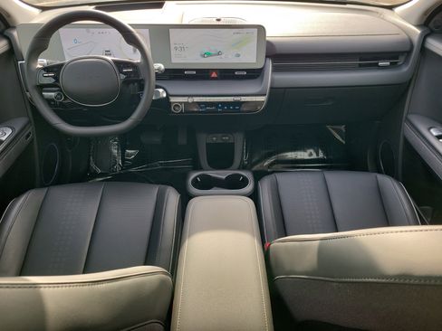 Certified 2023 Hyundai Ioniq 5 Limited w/ Cargo Package image 15