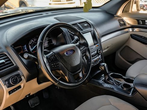 Used 2019 Ford Explorer XLT w/ Equipment Group 201A image 21