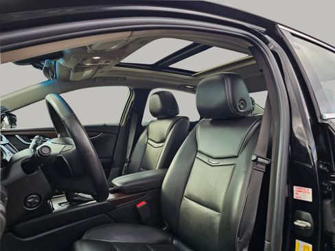 Used 2018 Cadillac XTS Luxury image 21