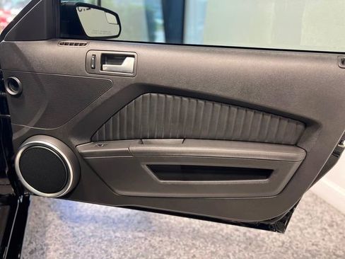 Used 2013 Ford Mustang Shelby GT500 RWD image 35