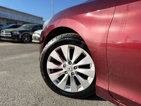 Used 2014 Honda Accord EX image 10