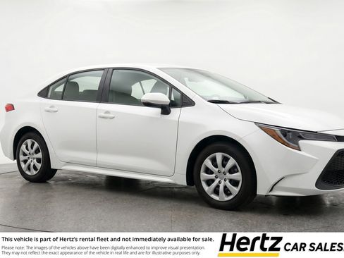 Used 2025 Toyota Corolla LE FWD image 1