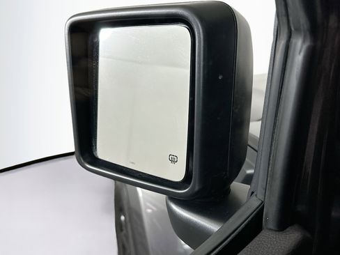 Used 2023 Jeep Wrangler Sahara w/ Cold Weather Group AWD/4WD image 16