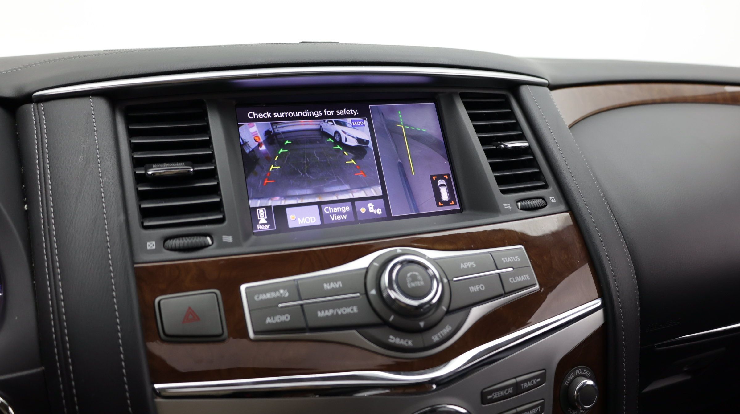 Used 2018 INFINITI QX80 4WD w/ Driver Assistance Package image 26