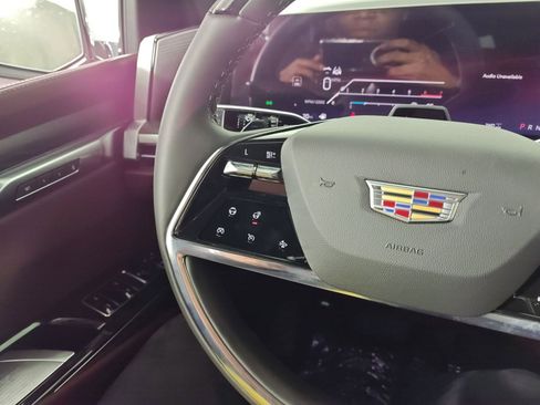 New 2026 Cadillac Escalade Luxury w/ Touring Package image 20