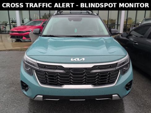 Used 2025 Kia Seltos S image 2