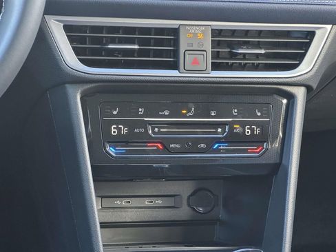 New 2026 Volkswagen Taos SEL AWD/4WD image 17