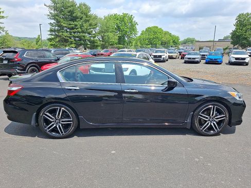 Certified 2017 Honda Accord Sport Special Edition image 7