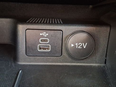 Used 2025 Ford Escape ST-Line Select AWD/4WD image 23
