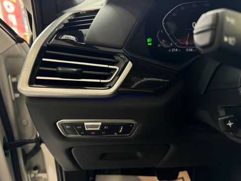 Used 2020 BMW X5 xDrive40i w/ Premium Package AWD/4WD image 14