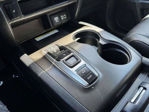 Used 2022 Honda Passport TrailSport image 31