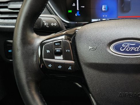 Used 2025 Ford Escape Active w/ Cold Weather Package image 19