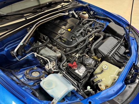 Used 2006 MAZDA MX-5 Miata Touring RWD image 32