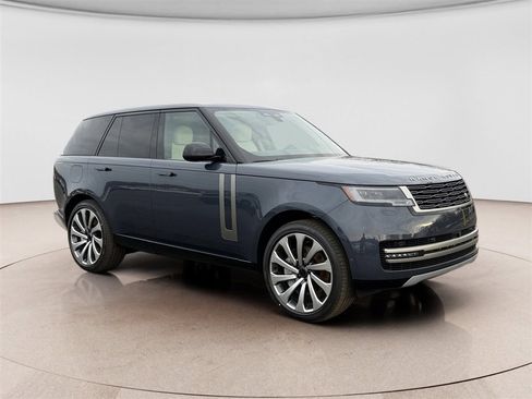 New 2026 Land Rover Range Rover SE image 7