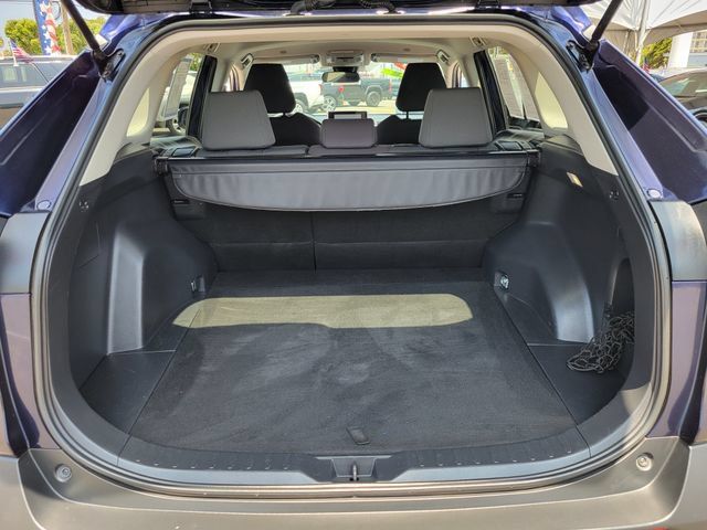 Used 2023 Toyota RAV4 XLE FWD image 21
