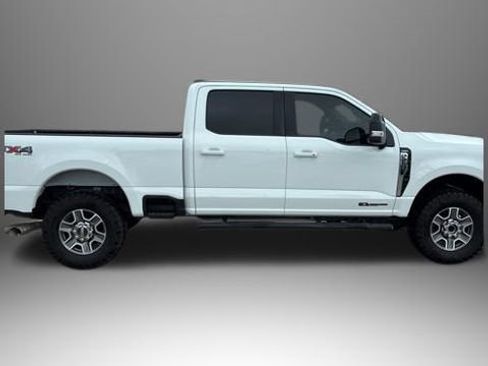 Used 2024 Ford F250 Lariat w/ FX4 Off-Road Package AWD/4WD image 14