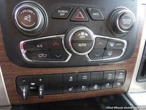 Used 2014 RAM 1500 Laramie w/ Convenience Group AWD/4WD image 23