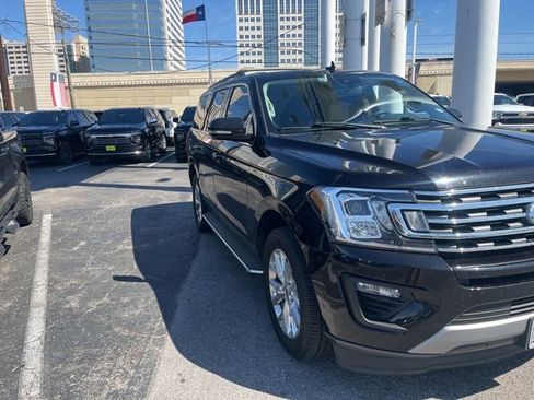 Used 2021 Ford Expedition XLT image 1