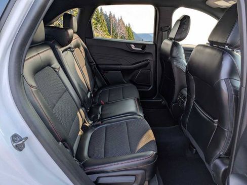Certified 2023 Ford Escape ST-Line AWD/4WD image 18