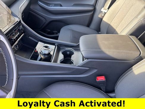 New 2025 Jeep Grand Cherokee Laredo w/ Luxury Tech Group I image 17