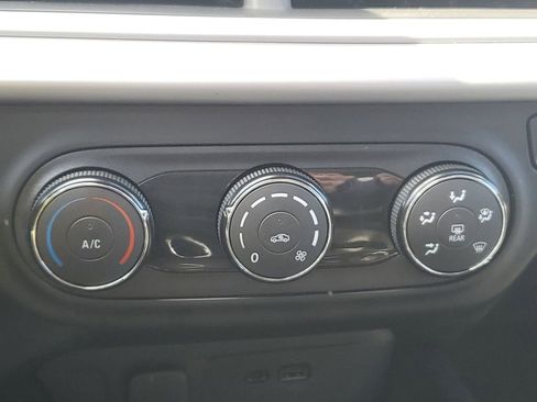 Certified 2024 Chevrolet Trax LS image 16