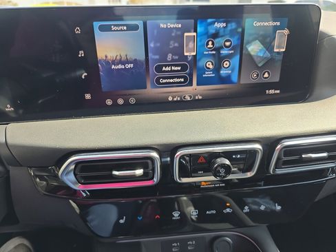 New 2026 Nissan Sentra SV w/ SV Convenience Package FWD image 11