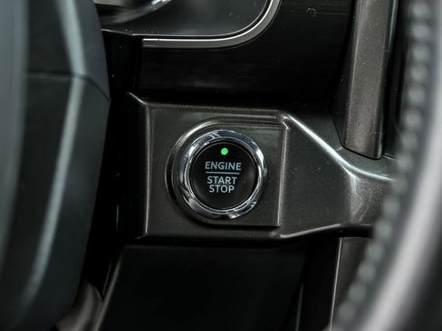 Certified 2022 Ford F150 XLT w/ Equipment Group 302A High image 21