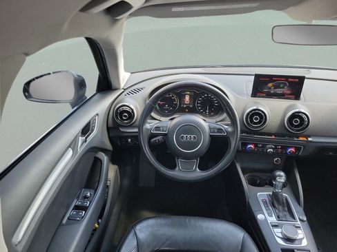 Used 2016 Audi A3 e-tron Premium Plus w/ Premium Plus Package FWD image 5