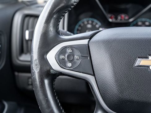 Used 2016 Chevrolet Colorado LT w/ LT Convenience Package image 21