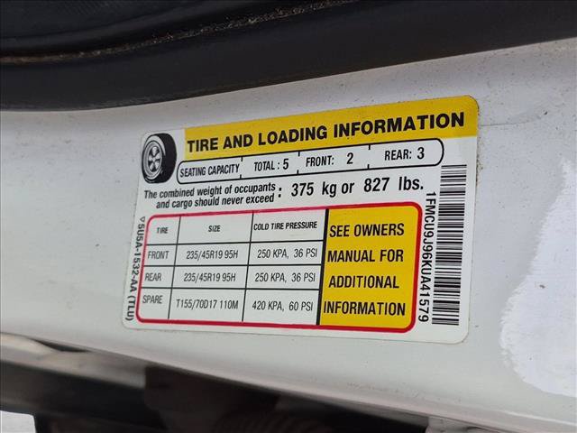 Used 2019 Ford Escape Titanium AWD/4WD image 16