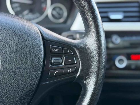 Used 2015 BMW 320i Sedan image 16