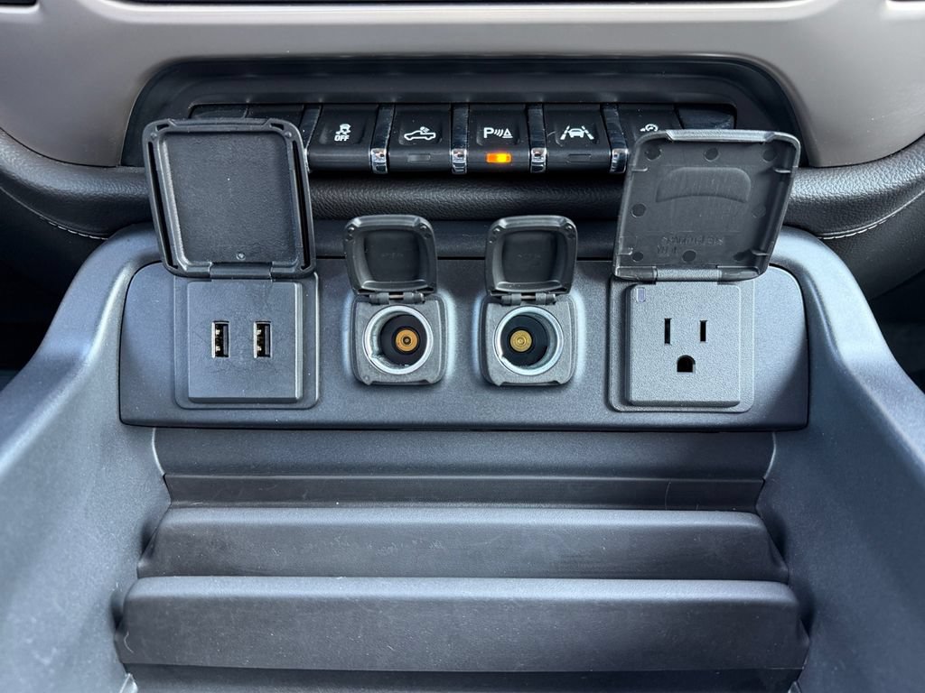 Used 2018 GMC Sierra 1500 Denali AWD/4WD image 28