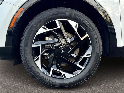 Used 2023 Kia Sportage SX image 25