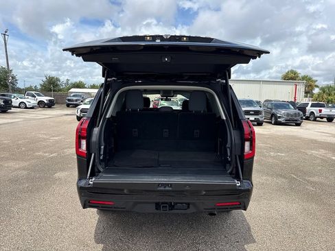 Used 2025 Ford Expedition Active RWD image 33