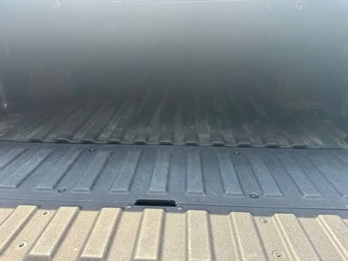 Used 2024 GMC Sierra 1500 Elevation AWD/4WD image 5