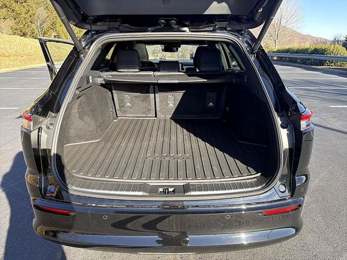 Certified 2025 Toyota Crown Signia w/ Advanced Technology Package image 22