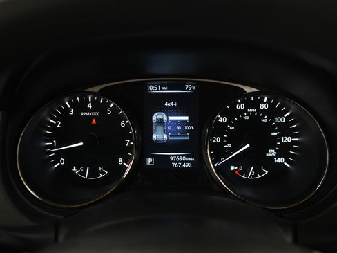 Used 2015 Nissan Rogue SV AWD/4WD image 23